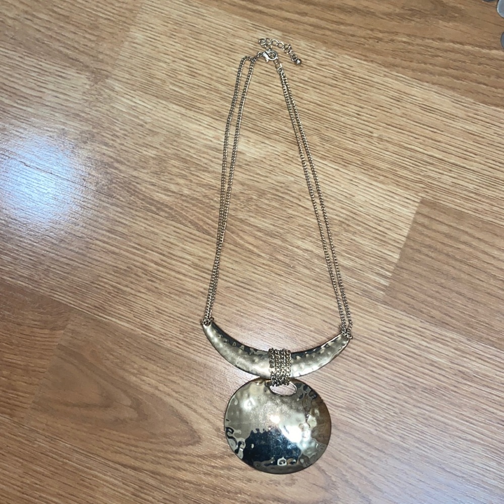 Gold necklace, Egyptian inspired